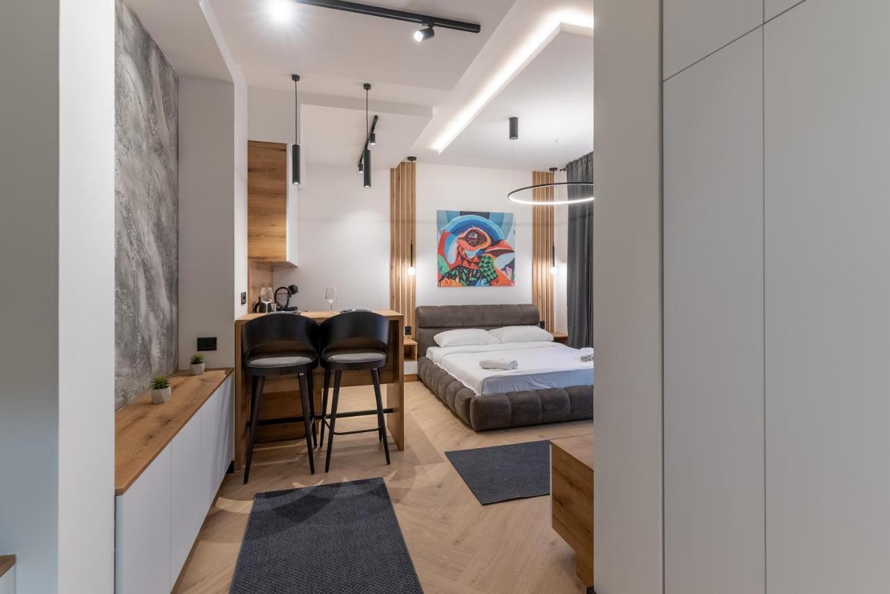 Silver Luxury Suites Belgrado Exterior foto